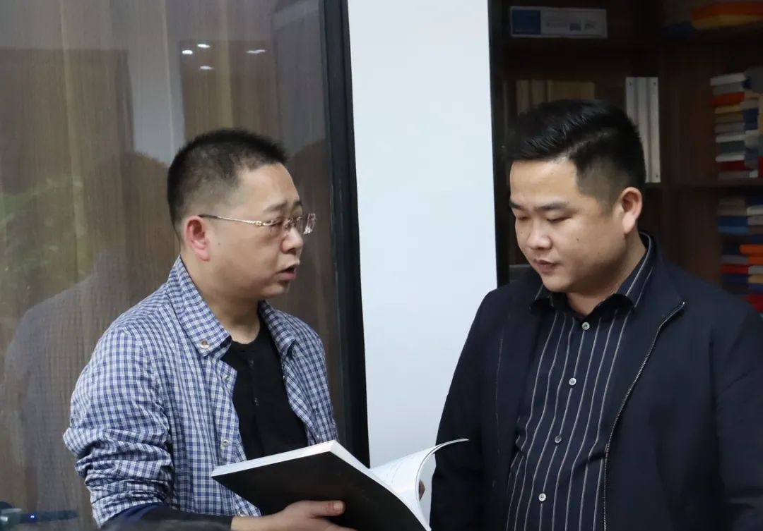 【湖南省體育設(shè)施建設(shè)協(xié)會(huì)走訪】湖南德冠木業(yè)有限公司 木地板資訊 第16張